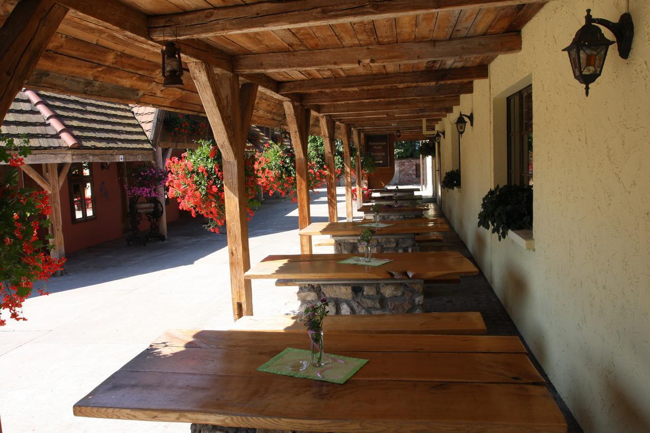 Hotel Restauracja Pustelnik Wisla Mala エクステリア 写真