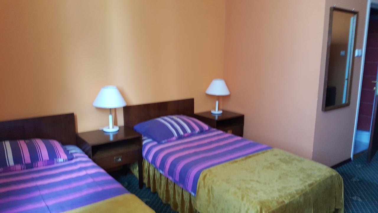 Hotel Restauracja Pustelnik Wisla Mala エクステリア 写真