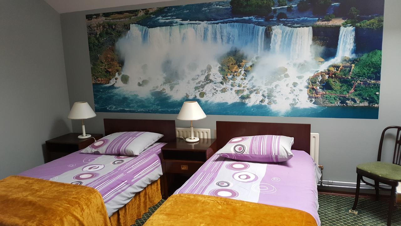 Hotel Restauracja Pustelnik Wisla Mala エクステリア 写真