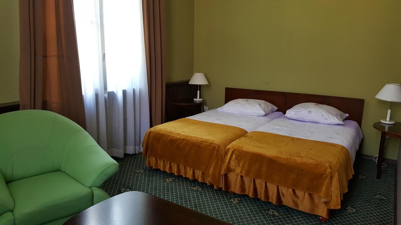 Hotel Restauracja Pustelnik Wisla Mala エクステリア 写真